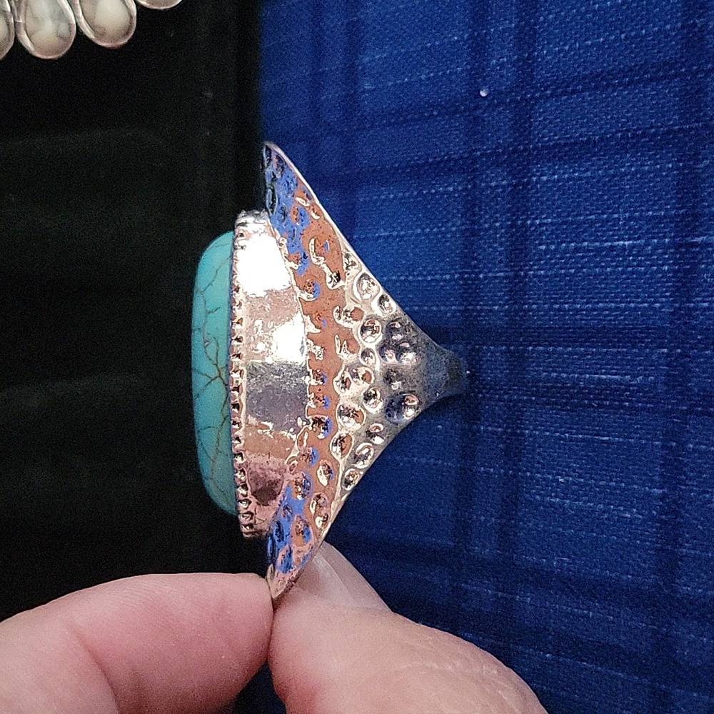 Touquise faux with silver metal Long ring - Picture 3 of 4